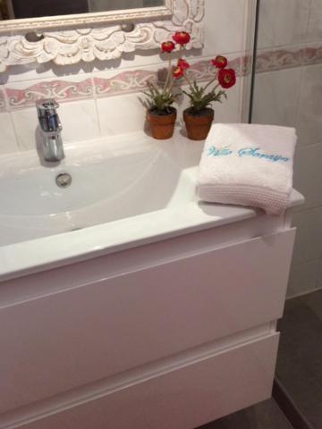 Villa Soraya , Quiet Location With Big Garden Near Beach And Old Town Of 尼斯 外观 照片