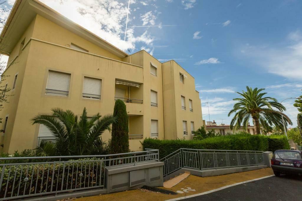 Villa Soraya , Quiet Location With Big Garden Near Beach And Old Town Of 尼斯 外观 照片